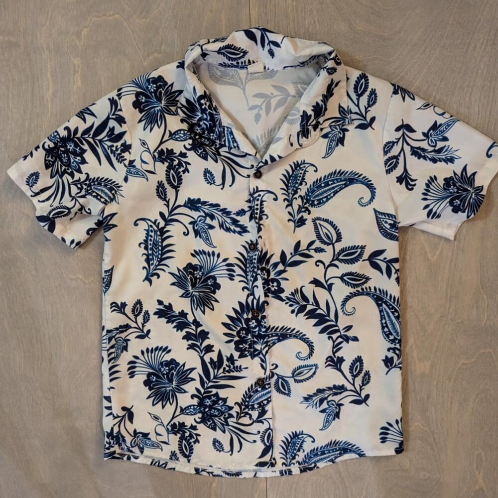 Hawaiian blue/white boys shirt size 9/10 floral classy button down